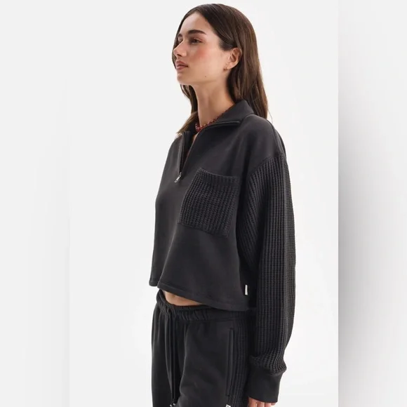 Mate The Label Organic Fleece and Waffle Cropped Half-Zip Sweatshirt Onyx Small - Picture 2 of 11